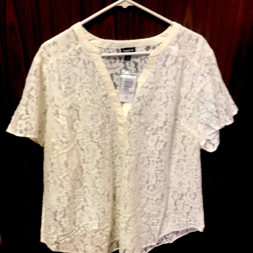 Short sleeve off white blouse